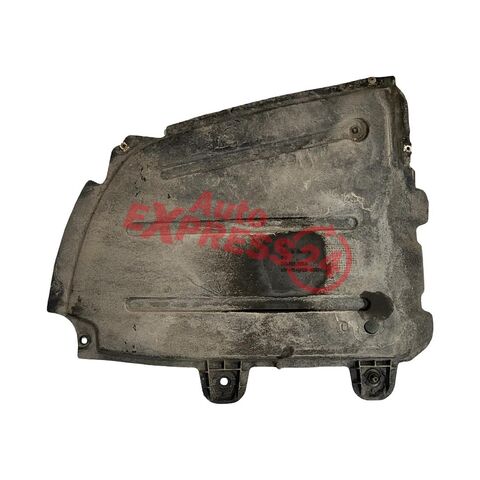 Škoda Superb 3 facelift kombi r.v. 2020 levý kryt podvozku 3V0825205A