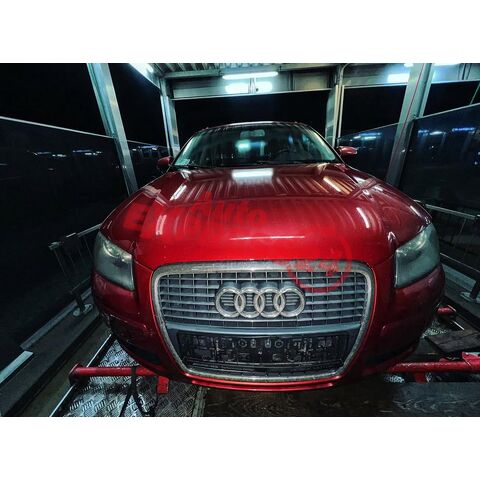 Vůz na náhradní díly Audi A3 8P sportback 2007 BMN JMA LZ3F