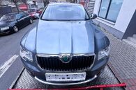 Vůz na náhradní díly Škoda Superb 2 sedan 2011 CFGB KXZ LF8L