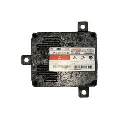 Škoda Superb 3 kombi r.v. 2016 řídící jednotka xenonu 8K0941597B