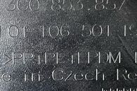 VW Passat B8 sedan r.v. 2016 černá metalíza kód barvy LC9X levý práh 3G0853857