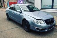 Veškeré náhradní díly VW Passat B6 sedan 2006 BKP FUQ LB5M