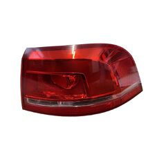 VW Passat B7 kombi r.v. 2011 pravé zadní vnější světlo 3AF945096C
