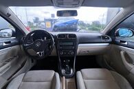 Vůz na náhradní díly VW Golf 6 kombi r.v. 2011 CAYC MLE LH8Z