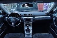 Veškeré náhradní díly VW Passat B6 kombi 2010 CBAB KXX LC8Z