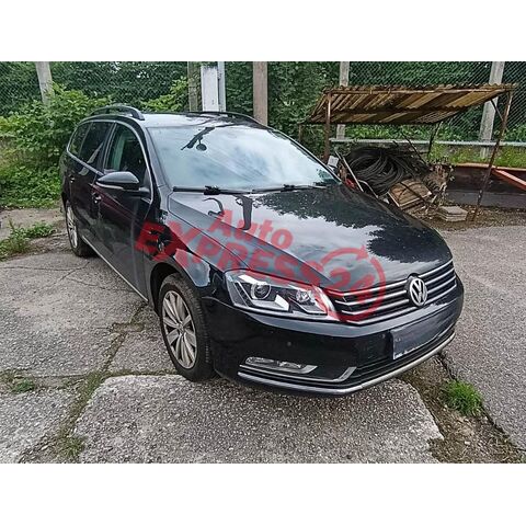 Vůz na náhradní díly VW Passat B7 kombi 2013 CFFB NFU LC9X