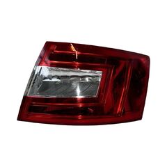 Škoda Octavia 3 sedan Laurin a Klement r.v. 2015 pravé zadní vnější světlo LED