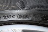 VW kola 225/45 R17 letní pneu 7,22mm DOT0124 7,0Jx17H2 ET54 5K0601025F