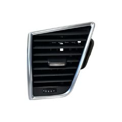 Audi Q5 8R S-Line r.v. 2010 levý přední ofukovač 8R1820901G 8R1820901