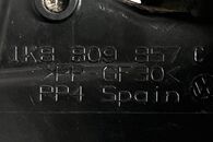 VW Scirocco 3 r.v. 2009 černá metalíza kód barvy LC9X víko nádrže 1K8809857C