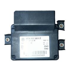 VW Passat B6 kombi R-Line r.v. 2010 řídící jednotka ruční brzdy 3C8907801E