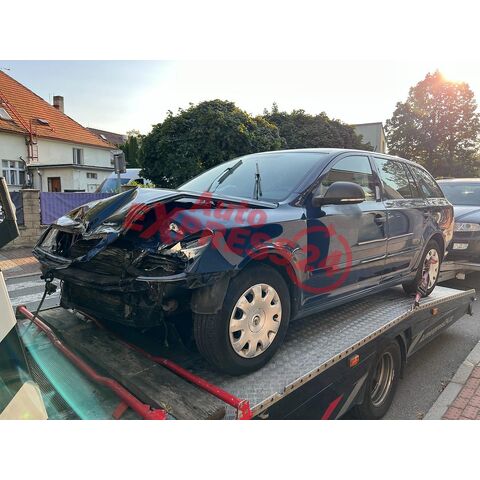 Vůz na náhradní díly Škoda Octavia 2 FL kombi CAYC LHW LF5A