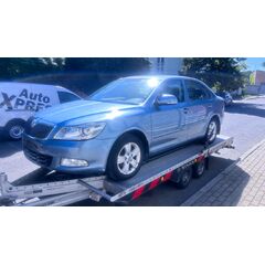 Vůz na náhradní díly Škoda Octavia 2 FL sedan 2009 CDAA KVT LF5X