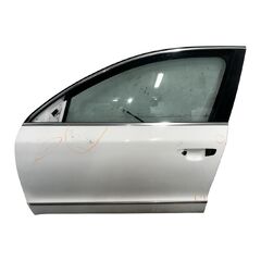 Škoda Superb 2 kombi r.v. 2013 bílá barva kód barvy LF9E 1026 9P9P pravé přední dveře