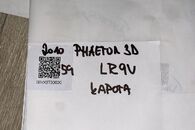 Phaeton 3D r.v. 2010 černá metalíza kód barvy LR9V kapota maska na radar ‼️ drobné oděrky od kamenů