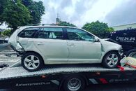 Veškeré náhradní díly VW Golf 6 kombi 2012 CBZA MHV LR7L