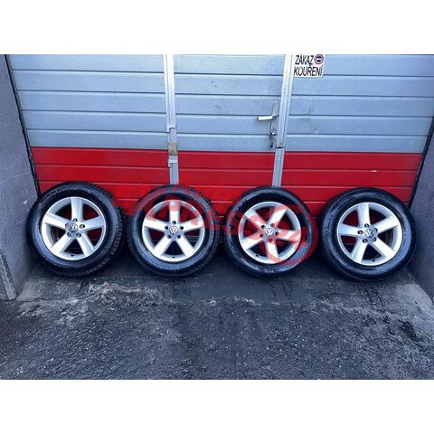 VW kola 215/65/R16 6.5Jx16H2 ET33 zimní 3,66mm 5N0071469 2 kusy