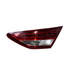 Seat Leon FR 5F hatchback r.v. 2014 pravé zadní kufrové světlo 5F0945308D