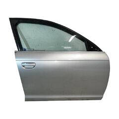 Audi A6 4F avant r.v. 2008 stříbrná metalíza kód barvy LY7W pravé přední dveře