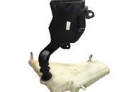 Audi A4 8K facelift avant r.v. 2014 nádobka na ostřikovače 8T0955453C 8T1955463B