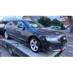 Vůz na náhradní díly Audi A5 8T Sportback S-Line 2011 CDNB LLS LZ7L