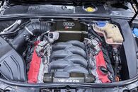Vůz na náhradní díly Audi RS4 8E sedan 2006 BNS HLD LZ7S