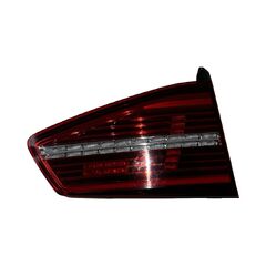 VW Passat B8 R-Line kombi r.v. 2016 levé zadní vnitřní světlo LED 3G9945307