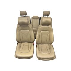 Audi Q7 4L facelift r.v. 2011 sedačky béžová kůže savana