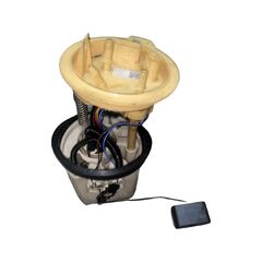 VW Golf 7 kombi r.v. 2015 palivové čerpadlo nádrže 5Q0919050H