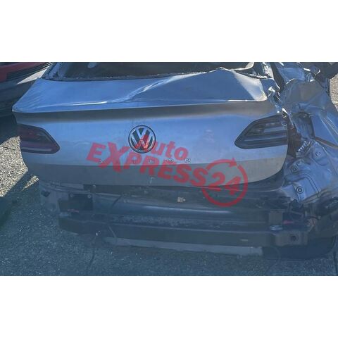 Vůz na náhradní díly VW Arteon 3H sedan 2017 CUAA RWU LB7S