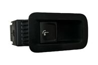 VW Passat B8 kombi r.v. 2015 tažné zařízení 3G9803881A 5Q0907383D 5G0868345