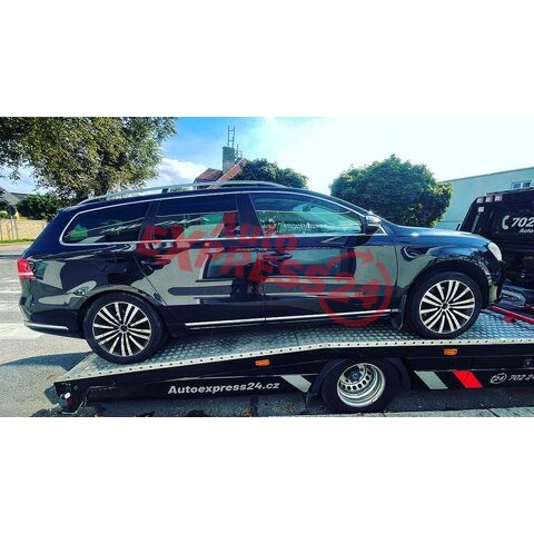 Veškeré náhradní díly VW Passat B7 kombi 2012 CDGA NAU LC9X
