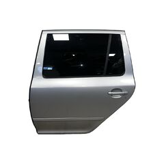 Škoda Octavia 2 facelift kombi r.v. 2013 stříbrná metalíza barva kód barvy LA7W 9156 8E8E levé zadní dveře