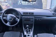 Náhradní díly Audi A4 B7 8E S-Line Avant 2007 BRD HCK LZ9Y