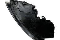 VW Golf 6 kombi r.v. 2010 pravé přední světlo halogen