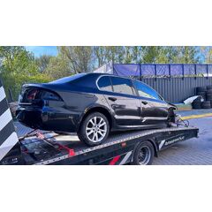 Vůz na náhradní díly Škoda Superb 2 sedan 2011 CDVA MTW LF9R