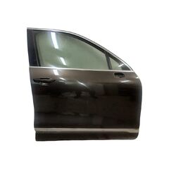 VW Touareg 7P facelift r.v. 2016 hnědá metalíza kód barvy LB8R pravé přední dveře