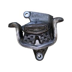 VW Transporter T6 7H r.v. 2016 skříňový vůz držák převodovky 7E0399151C