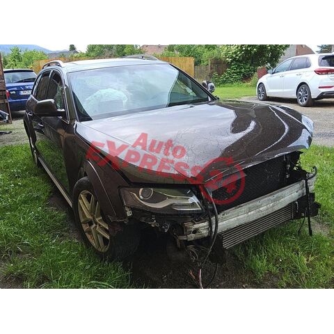 Vůz na náhradní díly Audi A4 B8 8K avant allroad 2010 CAHA KLV LZ8W