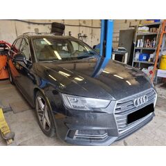 Vůz na náhradní díly Audi A4 B9 8W S-Line avant 2017 CRTC RHU LY9B