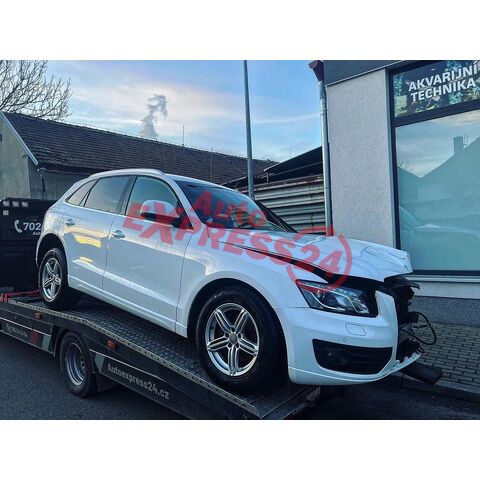 Veškeré náhradní díly Audi Q5 8R 2012 CGLB NHD LAW LLU LY9C