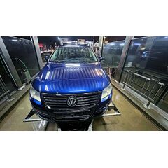 Vůz na náhradní díly VW Passat B6 sedan 2007 BMP JPJ LD5Q