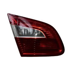 Škoda Superb 2 sedan r.v. 2011 levé zadní vnitřní světlo 3T5945093