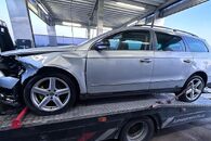 Vůz na náhradní díly VW Passat B6 kombi 2010 CBAB KXX LA7W