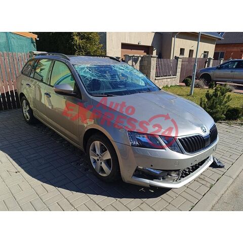 Vůz na náhradní díly Škoda Octavia 3 kombi FL 2018 DDYA RTD LF8H