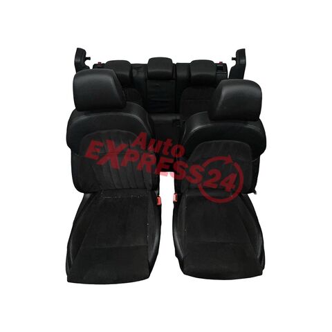 Škoda Superb 3 kombi r.v. 2016 sedačky černá kůže v kombinaci s alcantarou