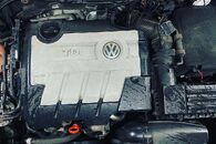 Veškeré náhradní díly VW Passat B6 kombi 2010 CBAC LHD LC8Z