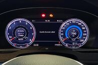 Vůz na náhradní díly VW Passat B8 sedan 2016 CZEA QXC LC9X