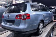 Vůz na náhradní díly VW Passat B6 kombi 2008 BMP KDN LB5M