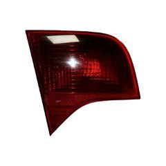 Audi A4 B7 S-line sedan r.v. 2006 levé zadní vnitřní světlo